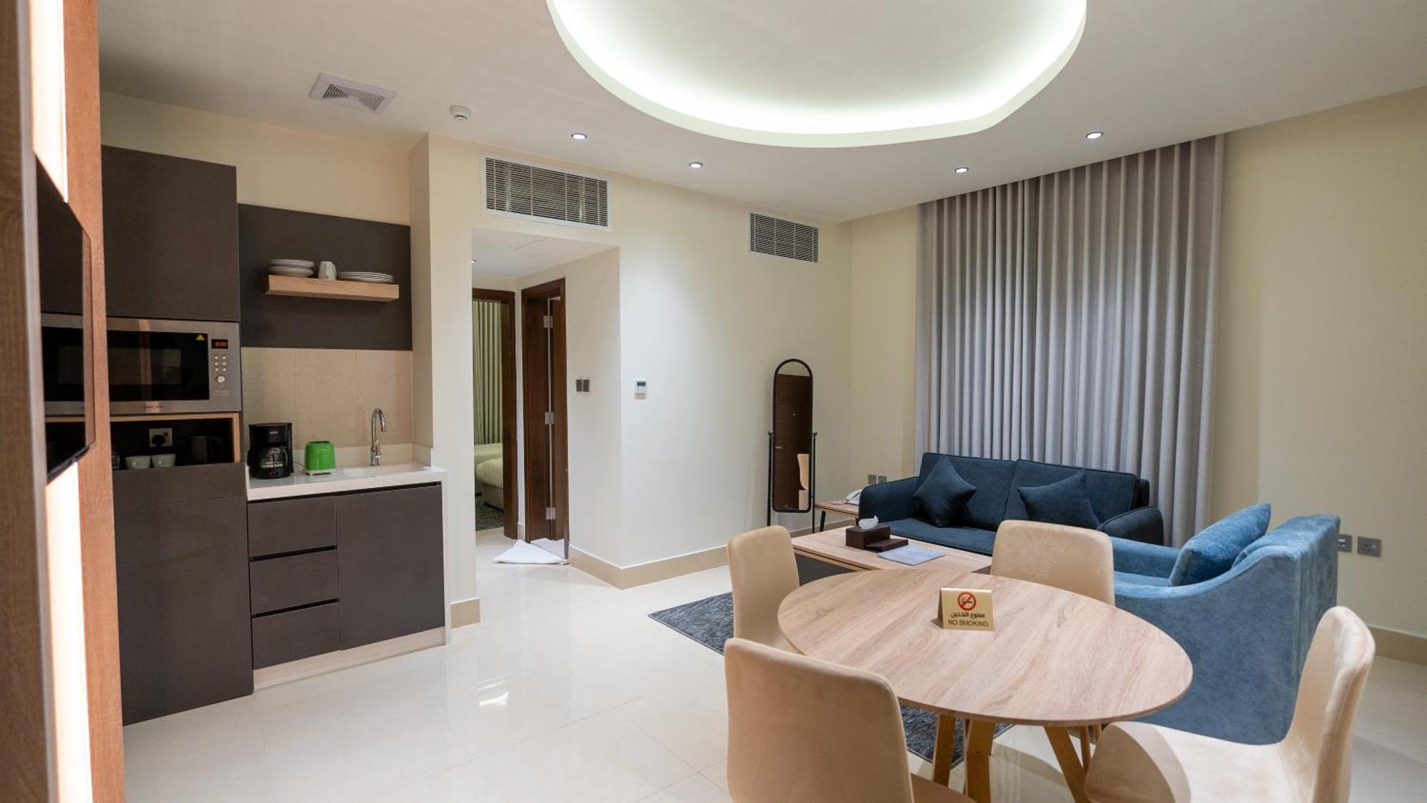 Apartment Maskan Alolya Serviced